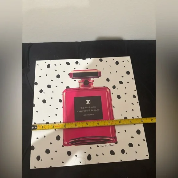 CHANEL Vibrant Pink Perfume Bottle Art - Picture 4 of 5